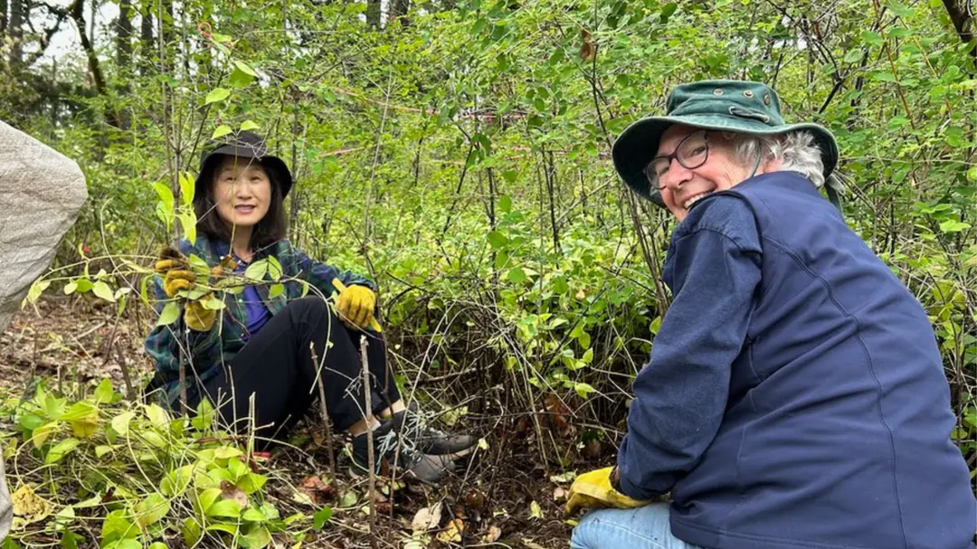 Make Friends & Remove Invasive Species at Game Park, View Royal!